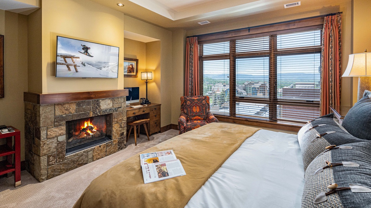 Bedroom 1, Main Level - Primary king suite with fireplace