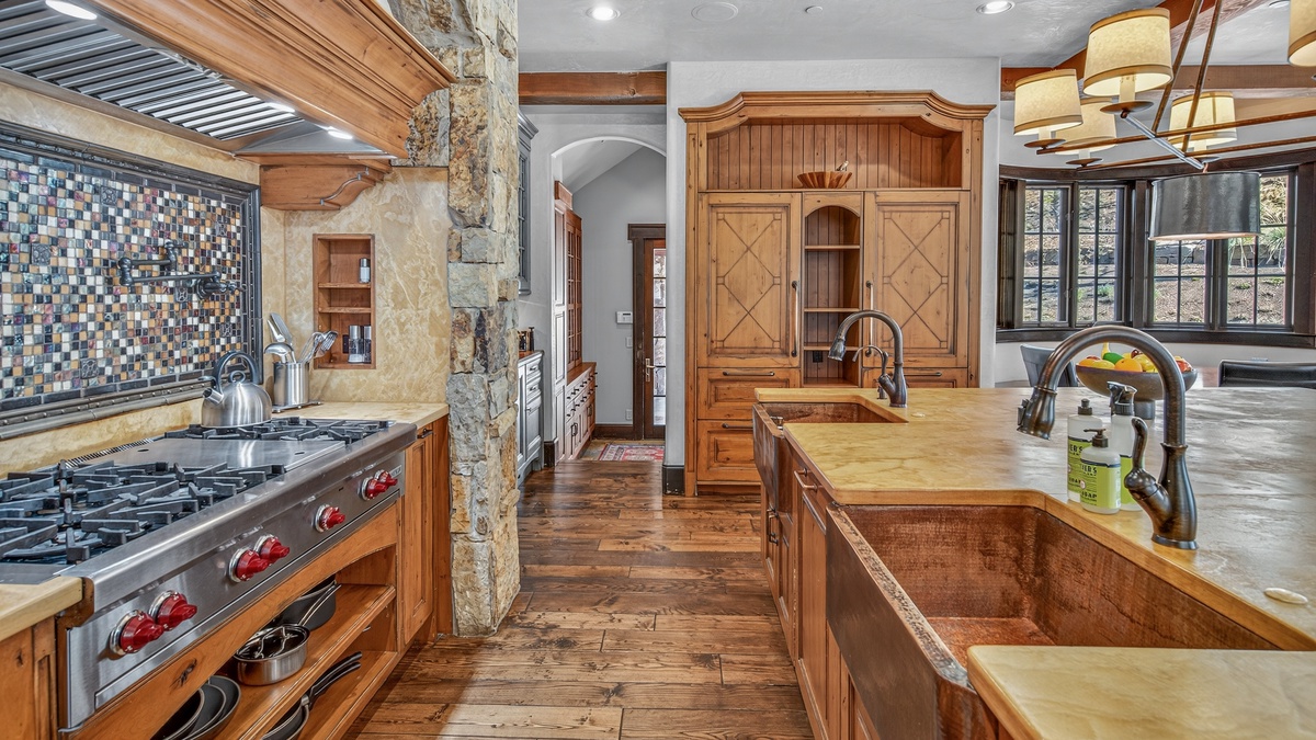 Dual sinks and range