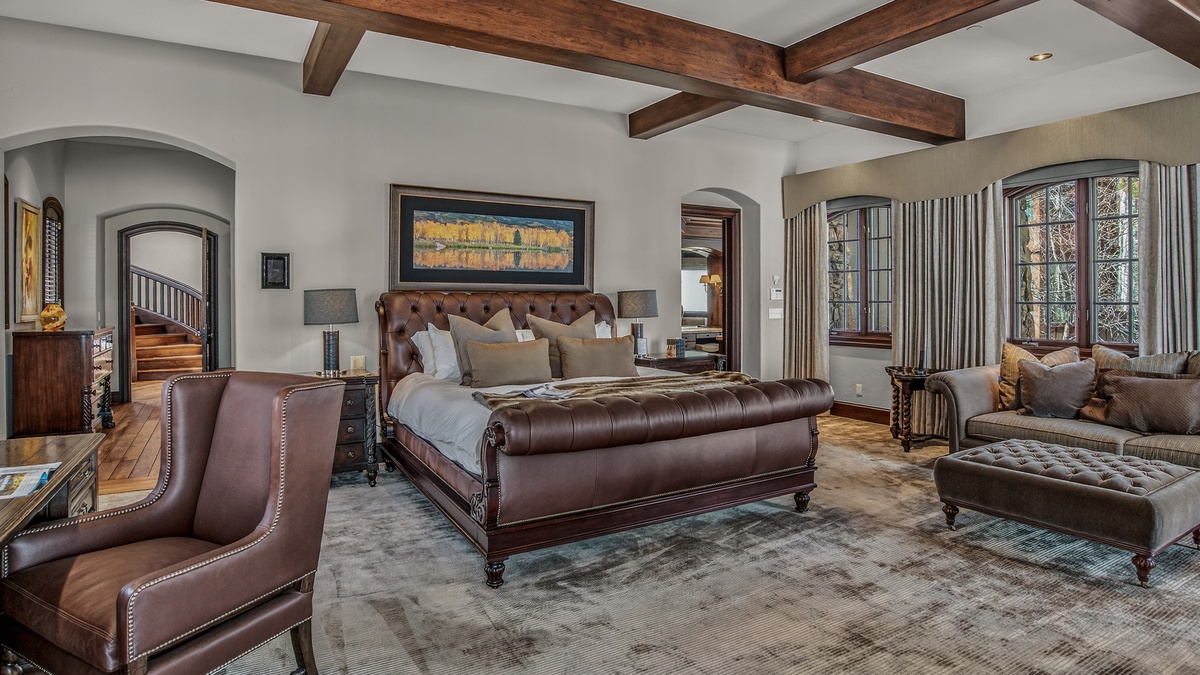 Bedroom 1, Lower Level - Primary king bedroom