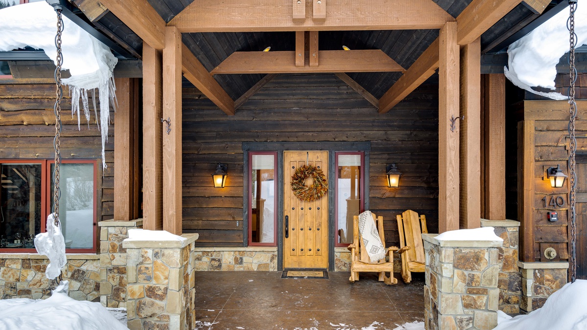 Welcome to the Royal Retreat