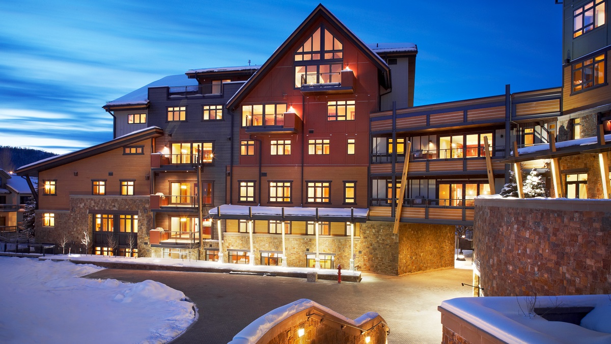 One Steamboat Place: Slopeside Luxury