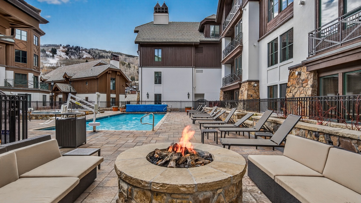 Villa Montane: Community Fire pit