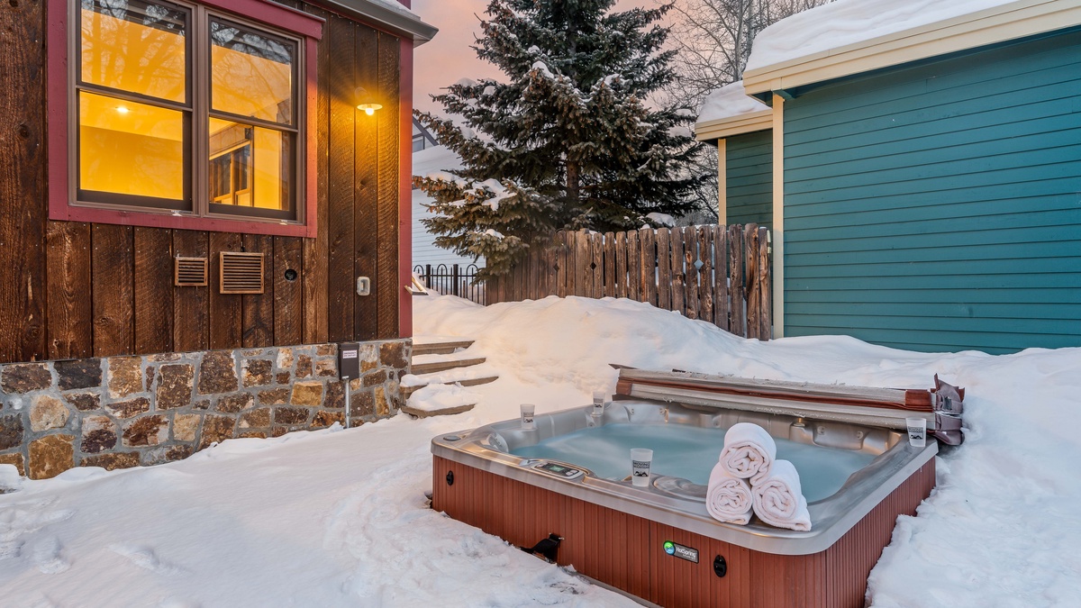 Enjoy the hot tub, Main Level