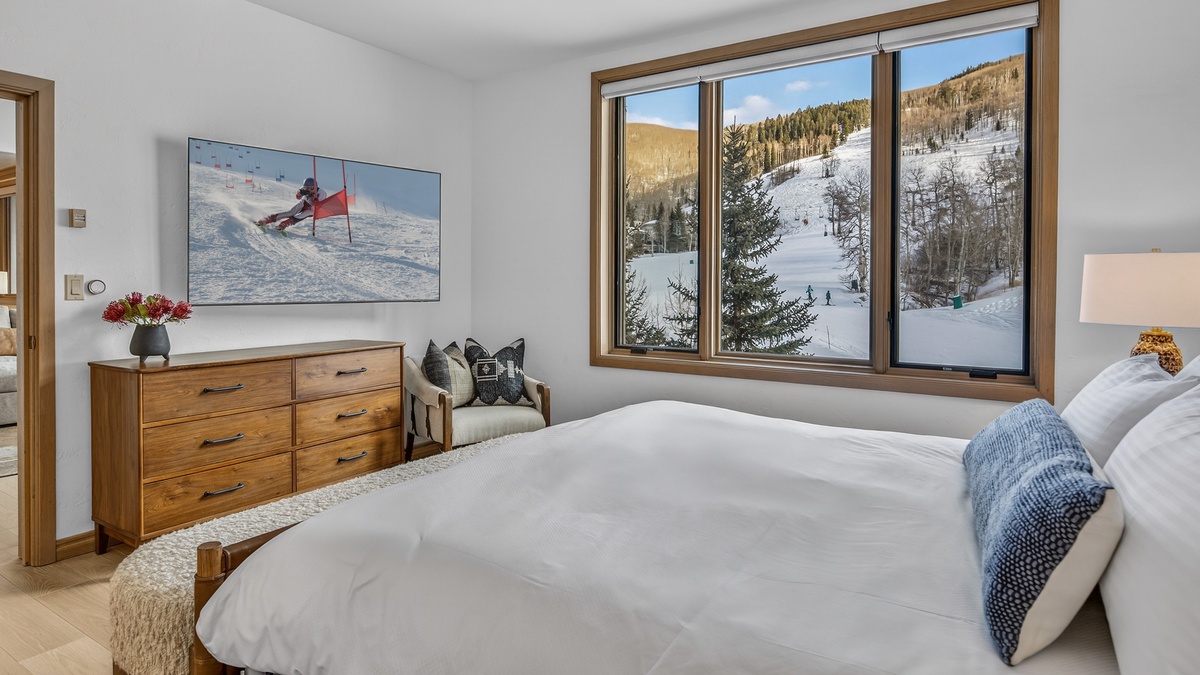 Bedroom 1, Main Level - Ski slope views from the king bed