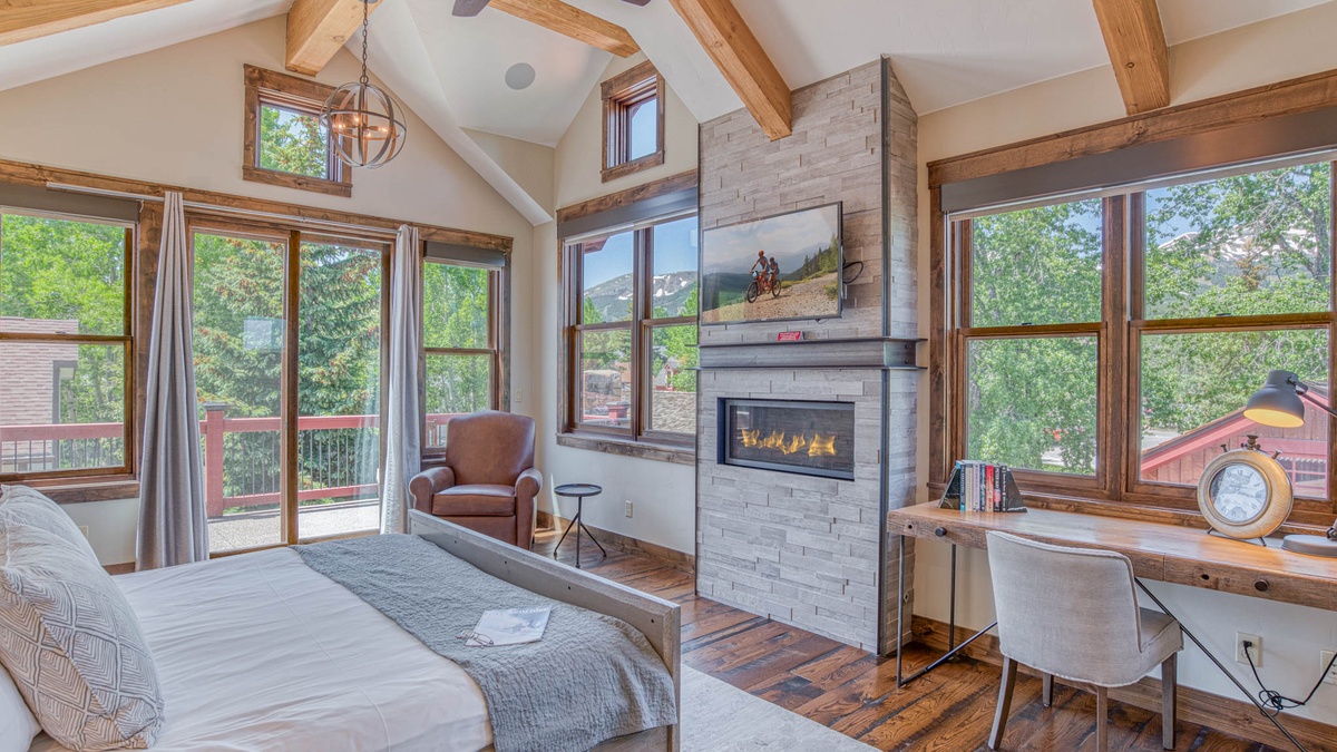 Bedroom 1, Upper Level - Primary upstairs suite