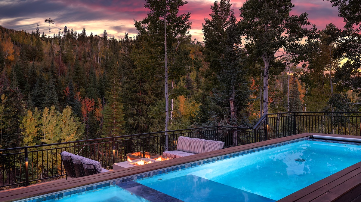 Hot Tub, Lower Level - With fire pit