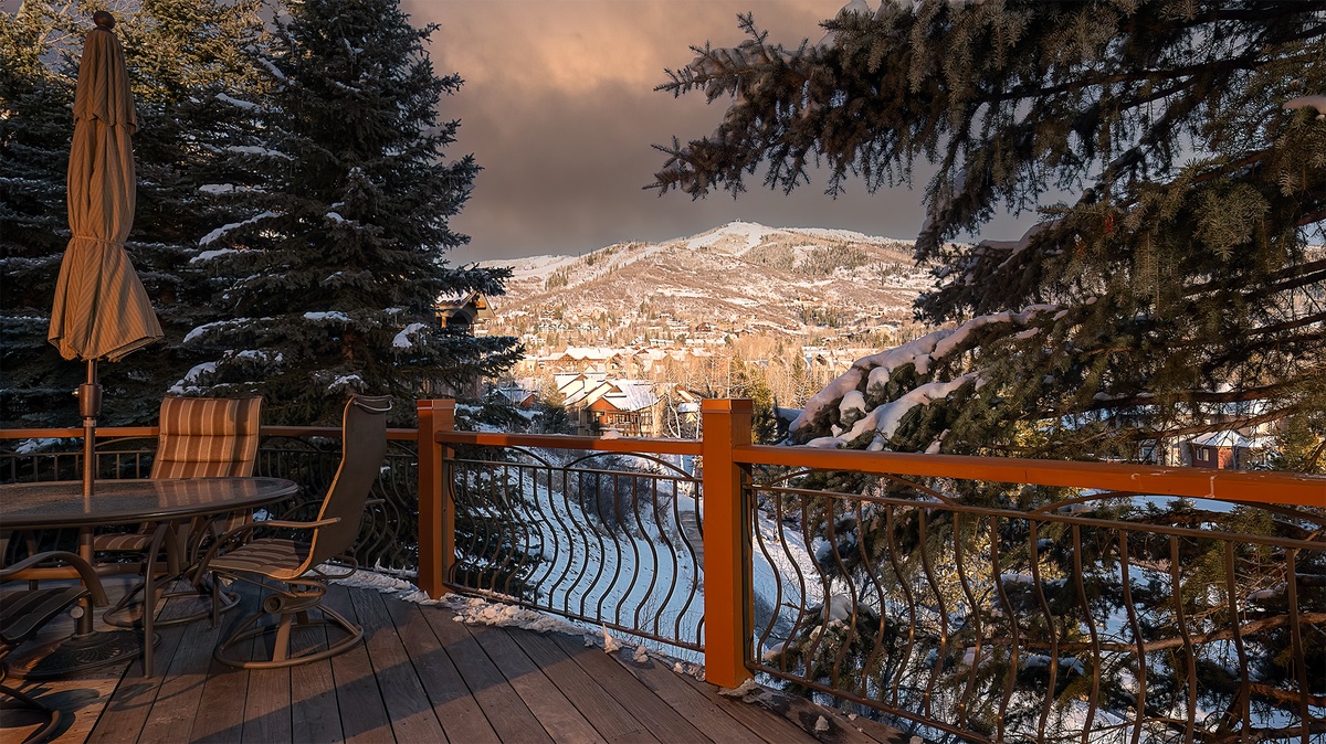 Deck, Main Level - With panoramic mountain views