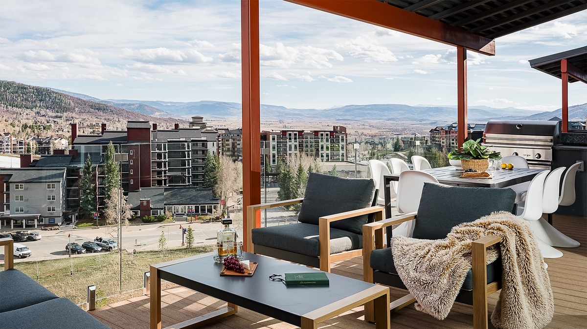 Deck, Upper Level - Seating area with mountain and city views