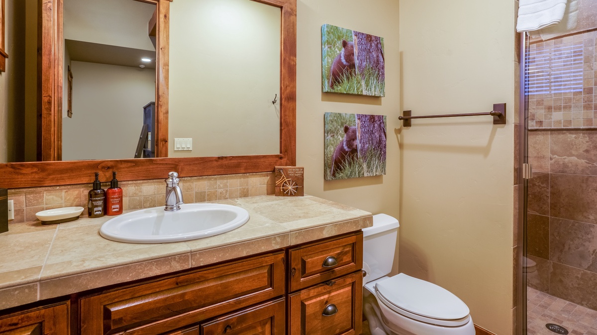 Bedroom 2, Upper Level - Ensuite