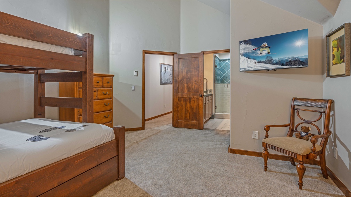 Bedroom 7, Upper Level Bunkroom on upper level with new TV