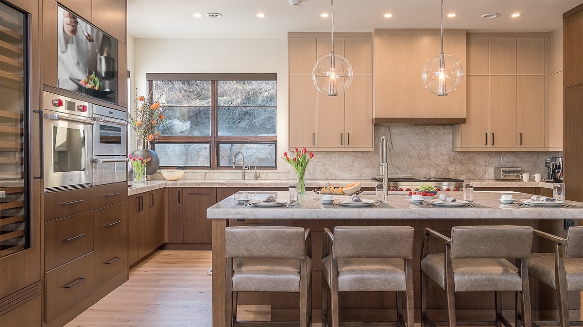Kitchen, Main Level - With island seating and modern finishes