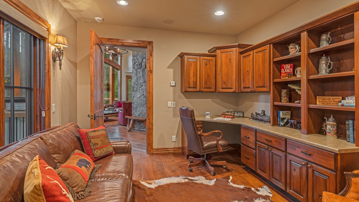 Office with sleeper sofa on main level