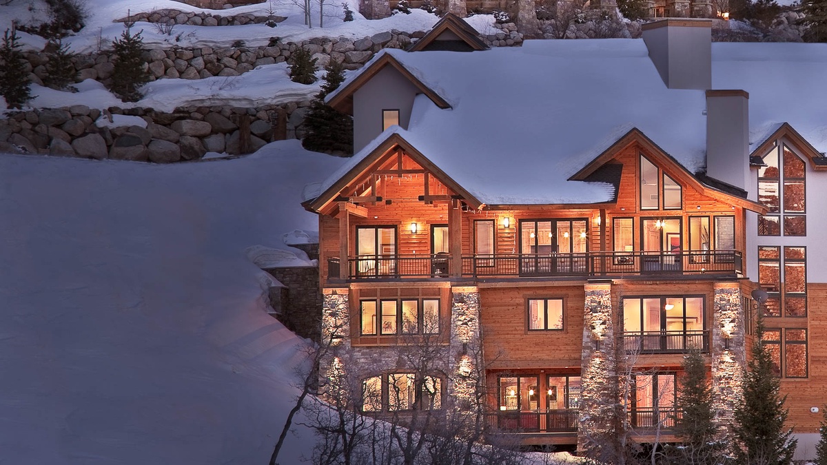 Falconhead Lodge - North exterior