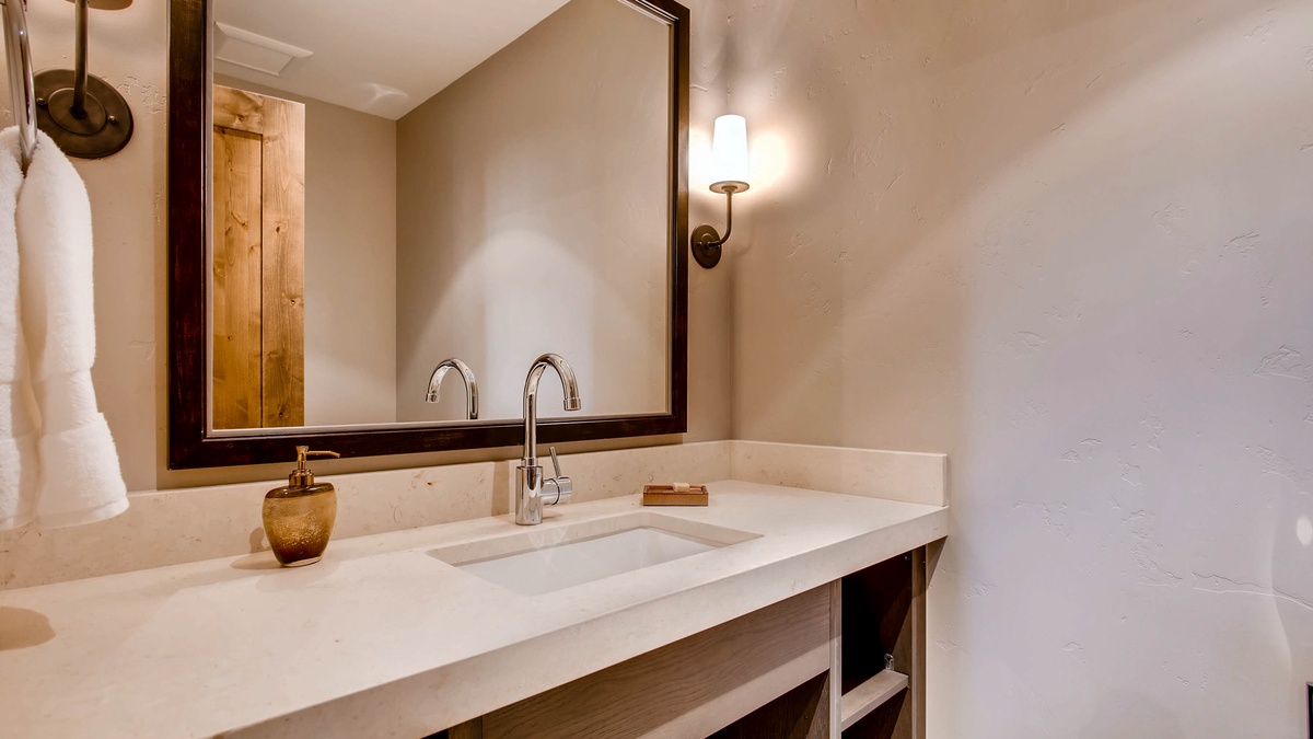 Powder Bath, Main Level