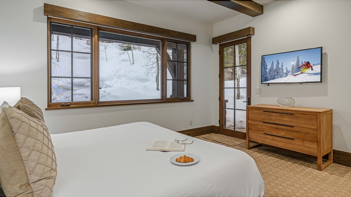 King suite on main level