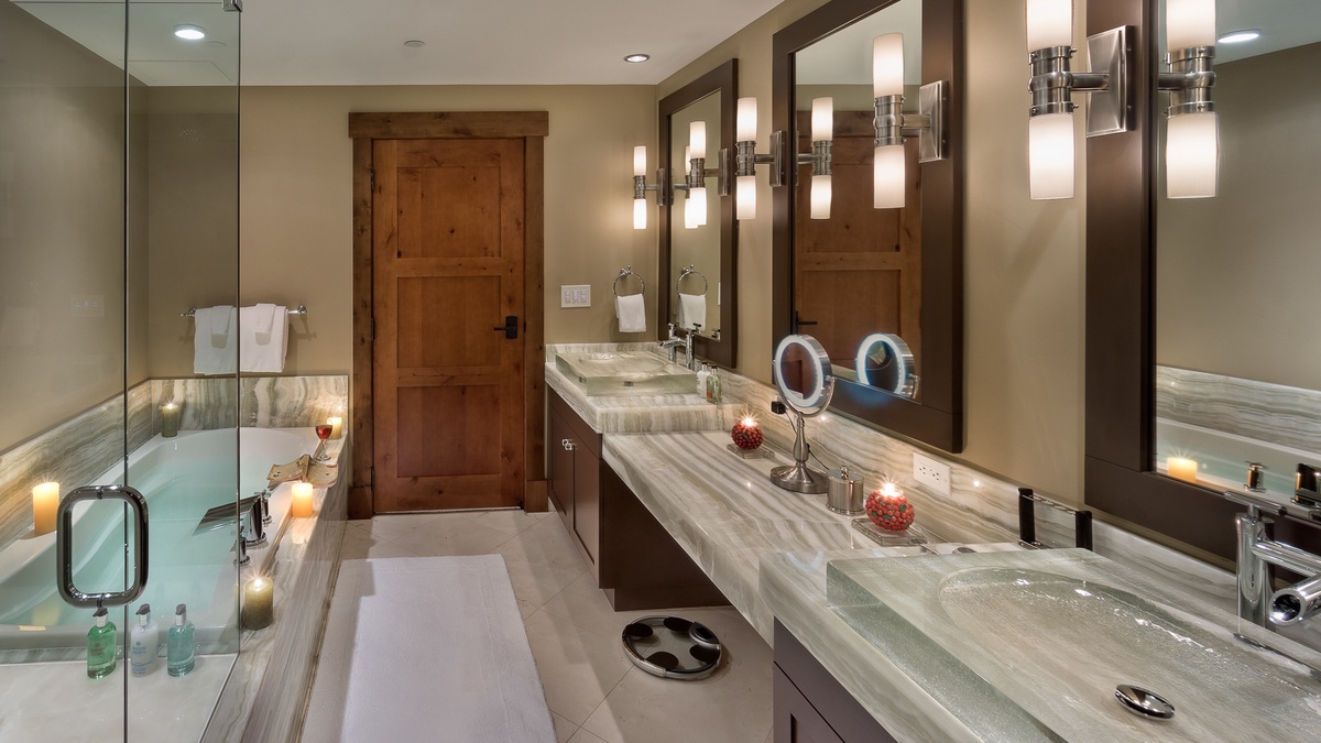 Bedroom 2, Main Level - Ensuite with double vanity