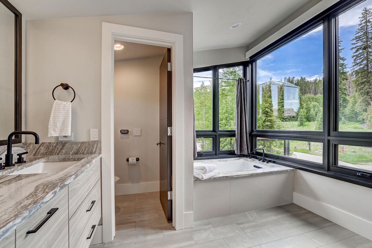 Bathroom 2, Upper Level - Ensuite with amazing views