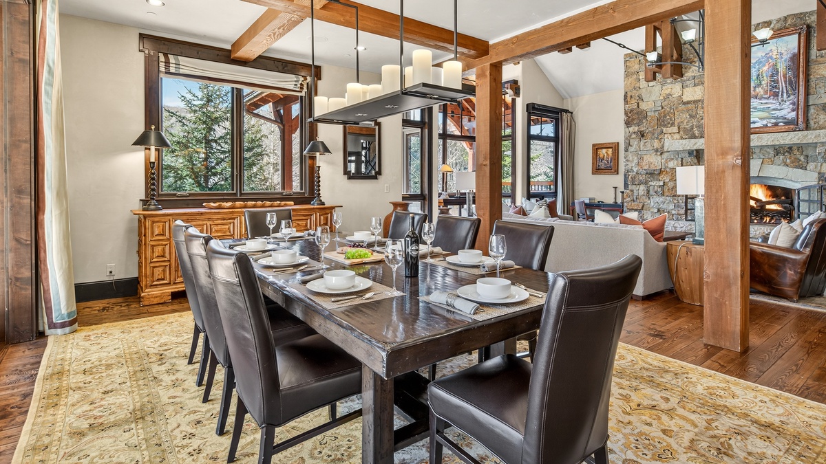 Dining Area and Great Room, Main Level