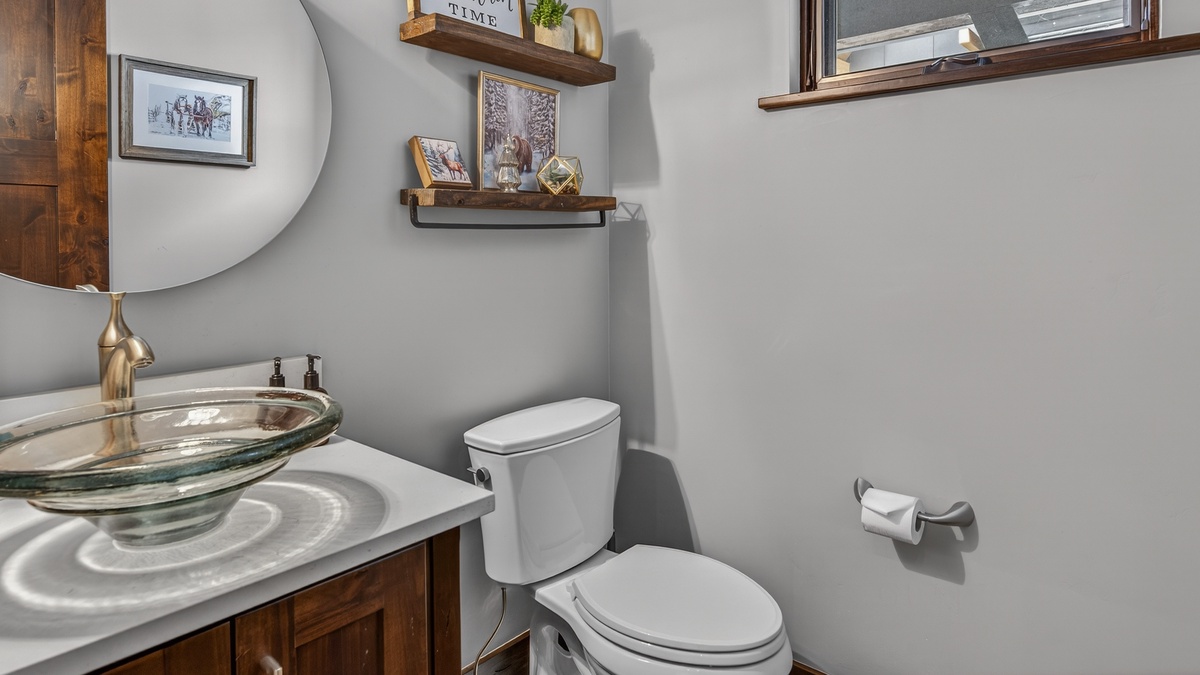 Powder Room, Main Level