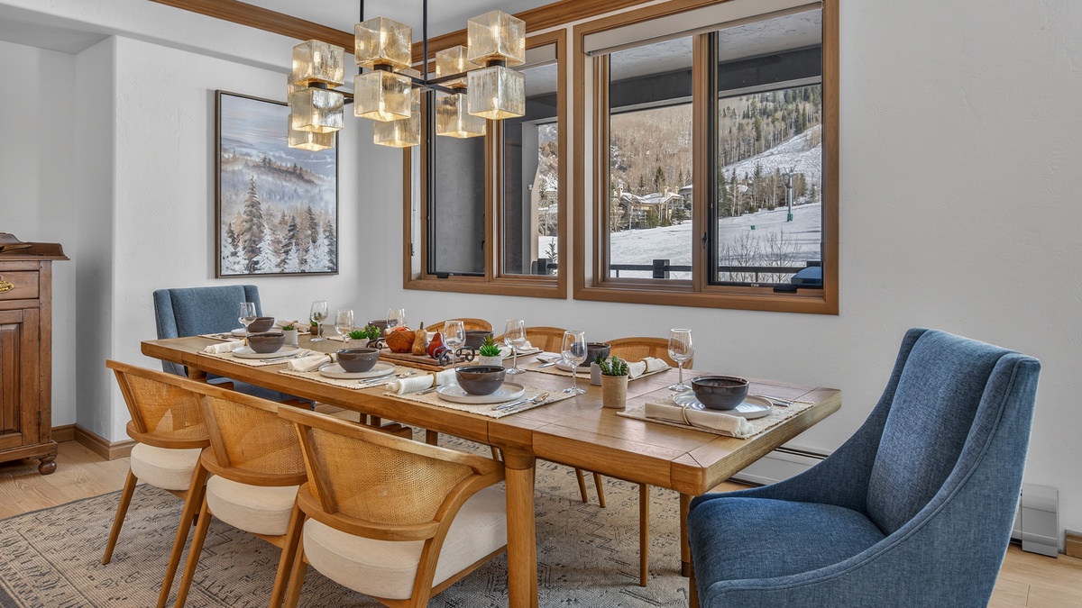 Dining Area, Main Level - Seating for 8 guests
