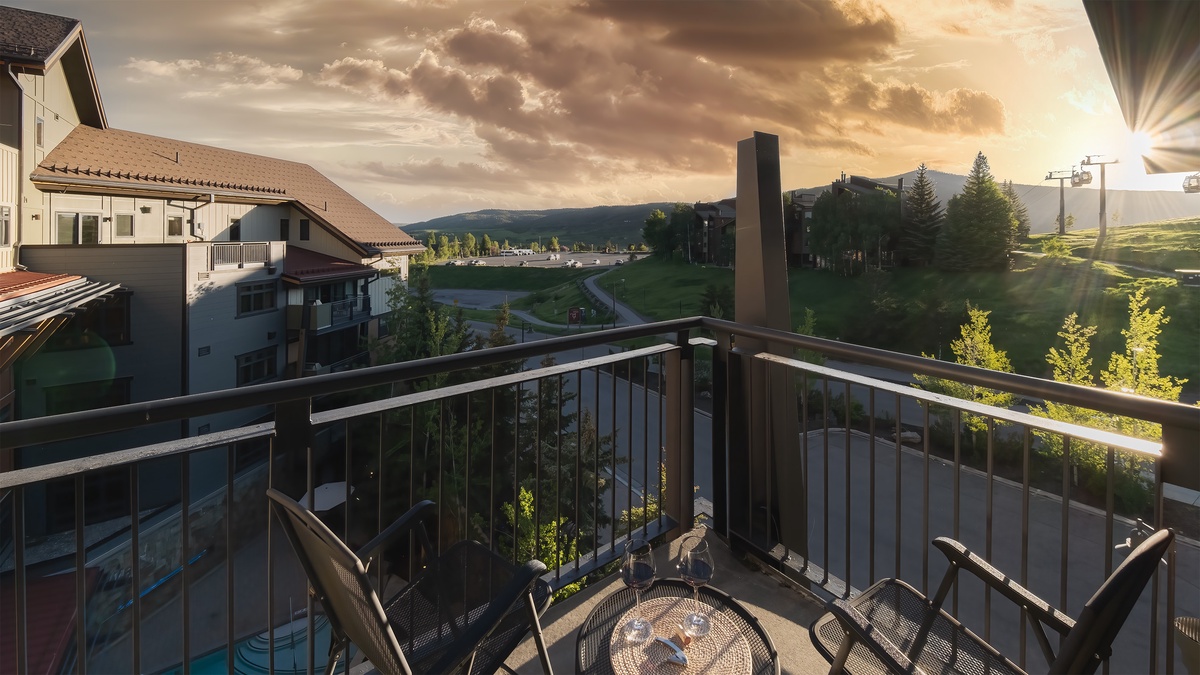 Deck, Main Level - With views
