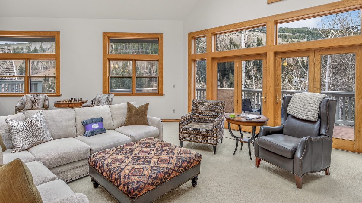 Great Room, Main Level