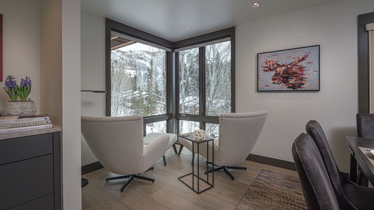 Dining Area, Main Level - Sitting area by window