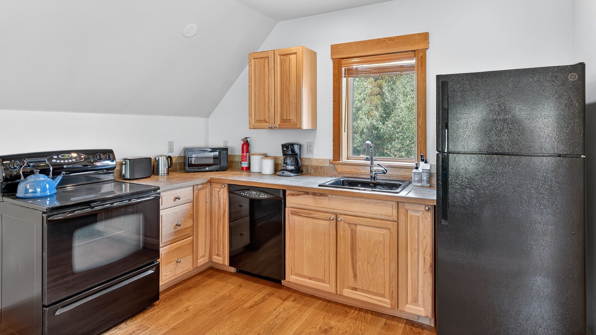 Kitchen, Upper Level - 3rd level