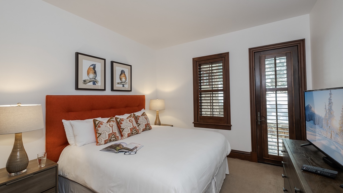 Bedroom 3, Lower Level - Lower Level King Bedroom