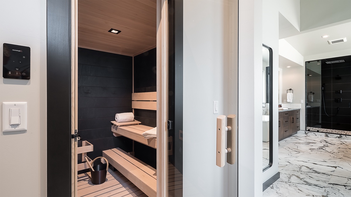 Bedroom 6, Upper Level - Triple 3 Lodge primary ensuite with sauna