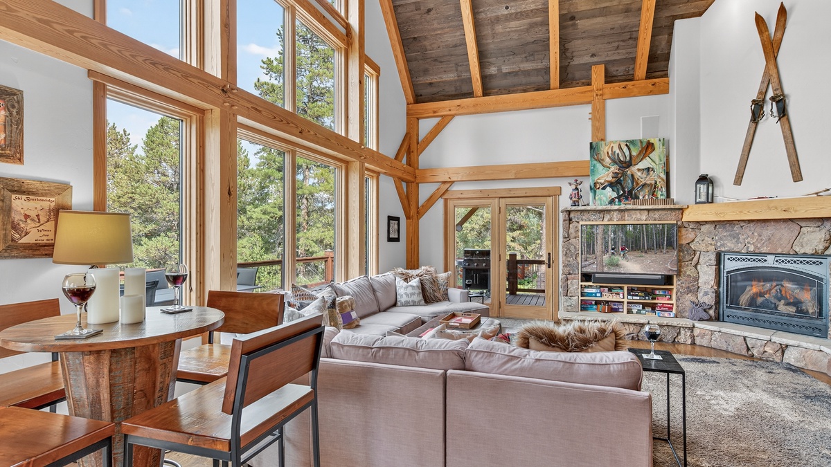 Great Room, Main Level