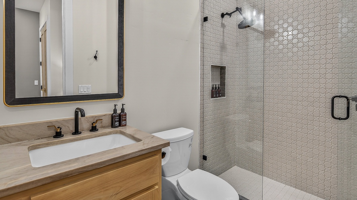 Bedroom 4, Lower Level - Ensuite