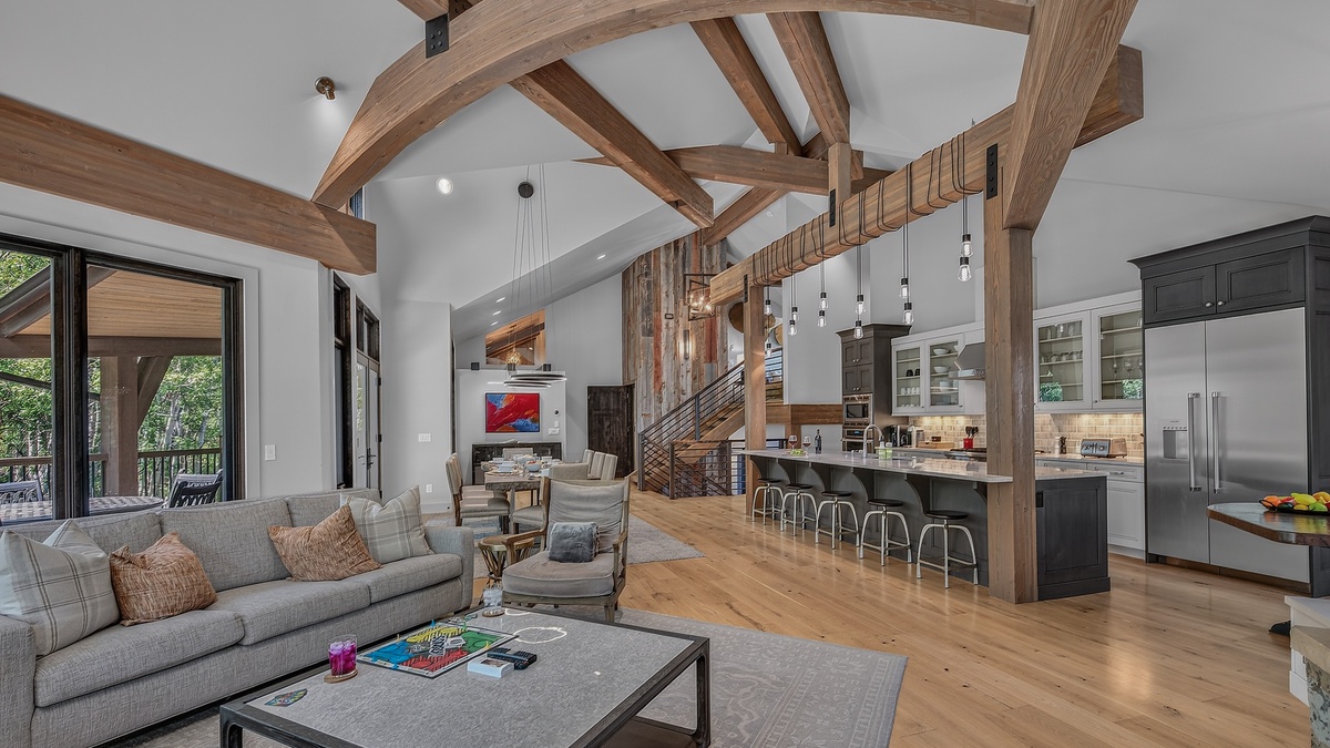 Great Room, Upper Level - Seating area beside kitchen and dining area