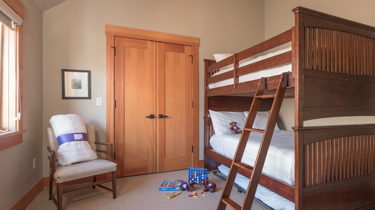 Bedroom 4 - Full-over-full bunk bed with twin trundle