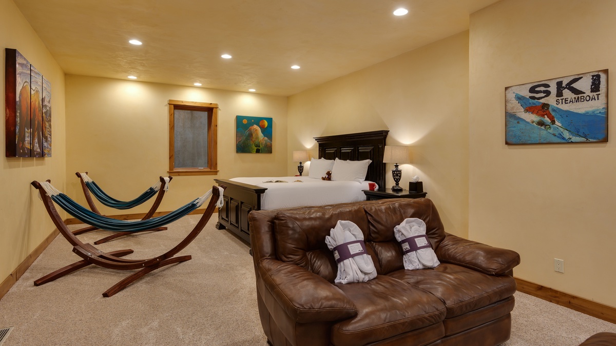 Bedroom 7, Lower Level - King suite with 2 hammocks