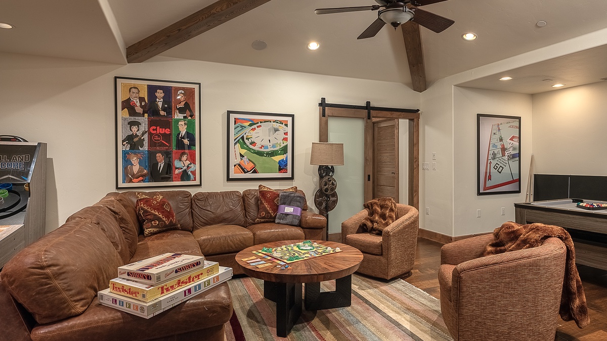 Entertainment Room, Main Level - Great for gatherings and board games