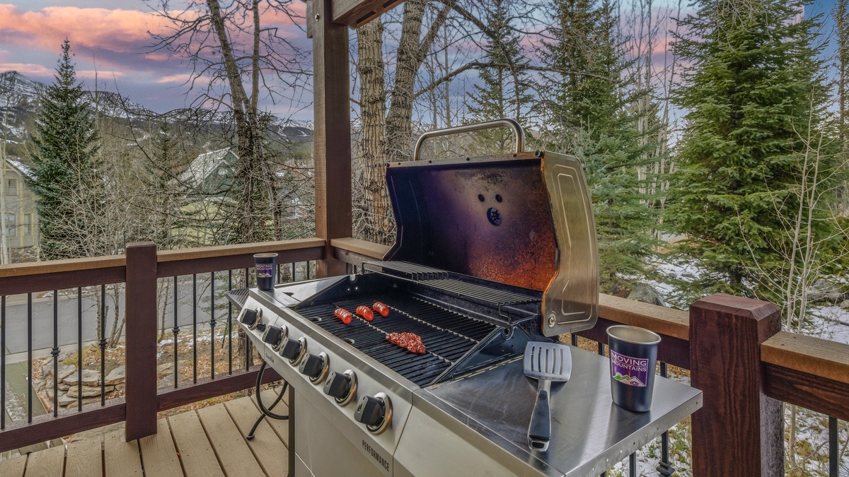 Raven's Bungalow deck