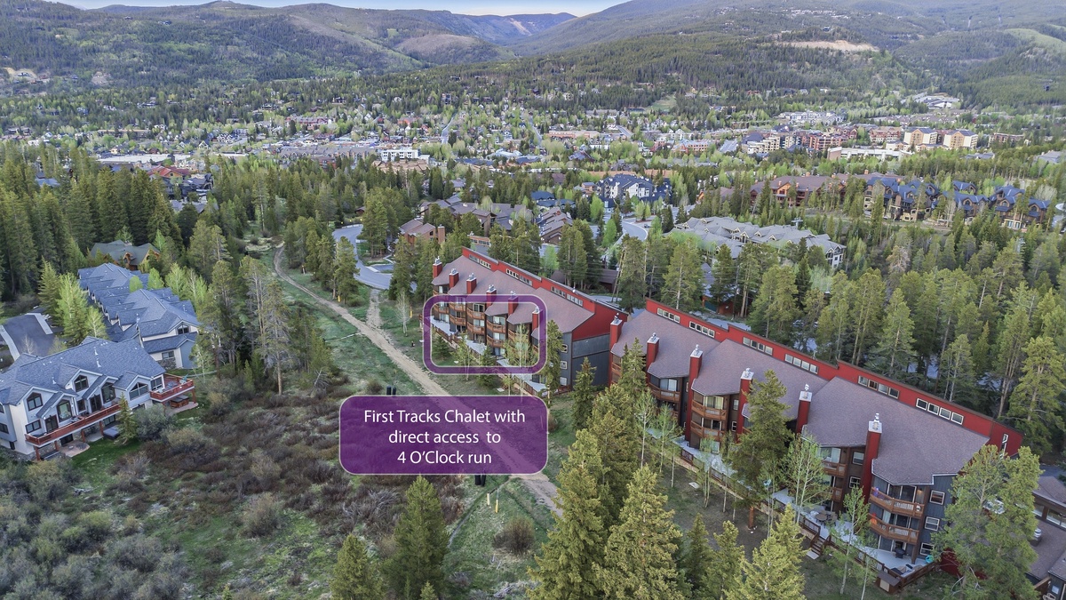Exterior - Aerial view of the property