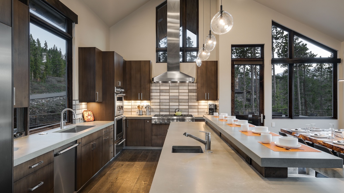 Beautiful gourmet kitchen