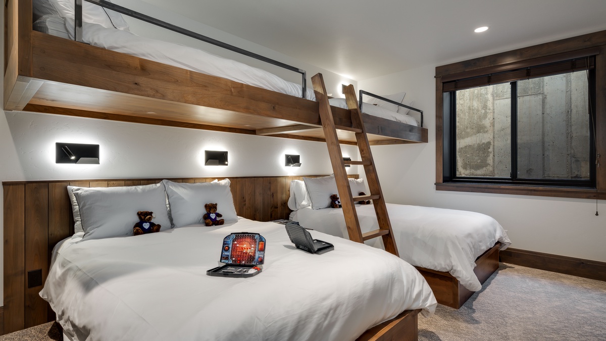 Bedroom 4, Lower Level - Bunkroom with two twin-over-queen beds on lower level
