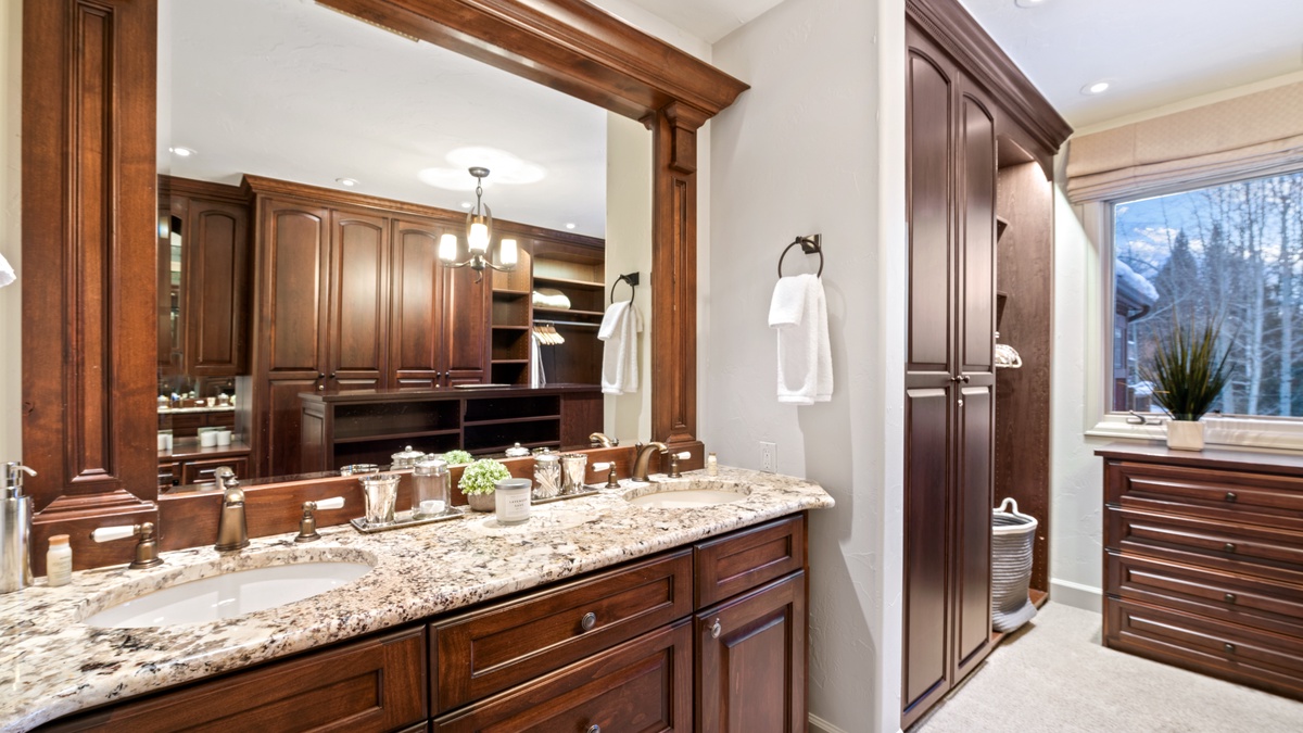 Ensuite Primary Bathroom - North