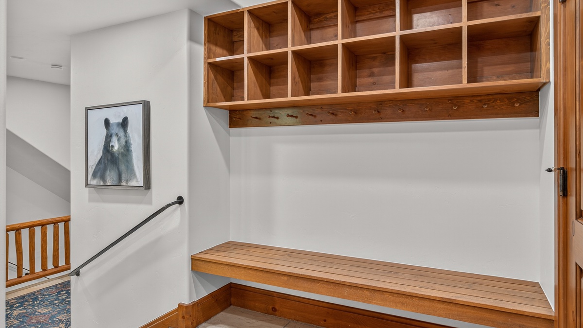 Mudroom - Built-in bench with overhead storage cubbies