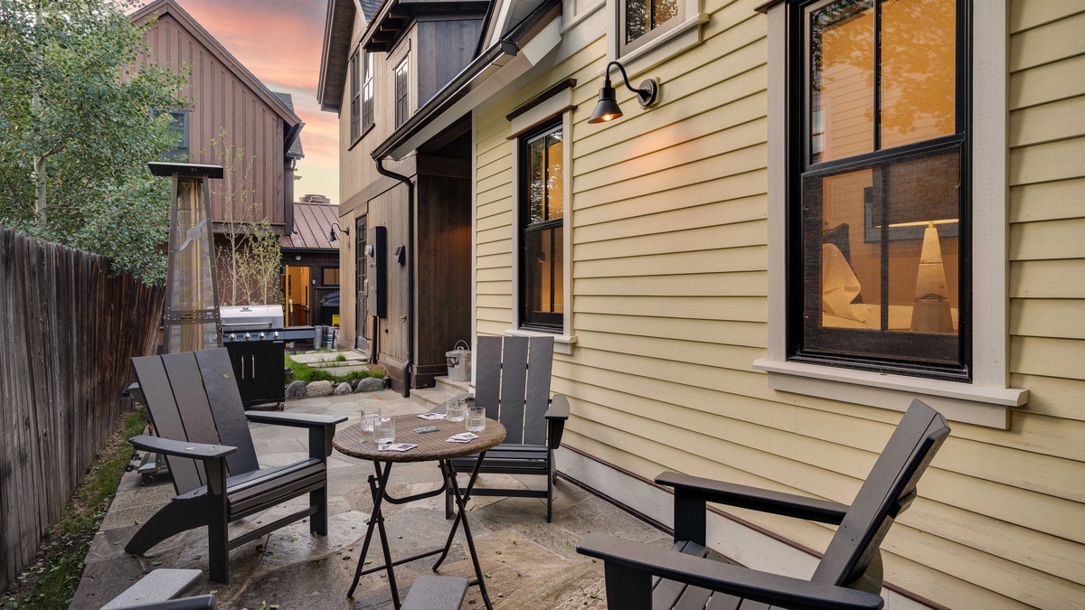 Private backyard patio