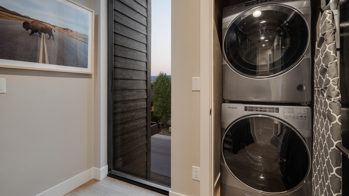 Laundry Area, Upper Level, Borough House