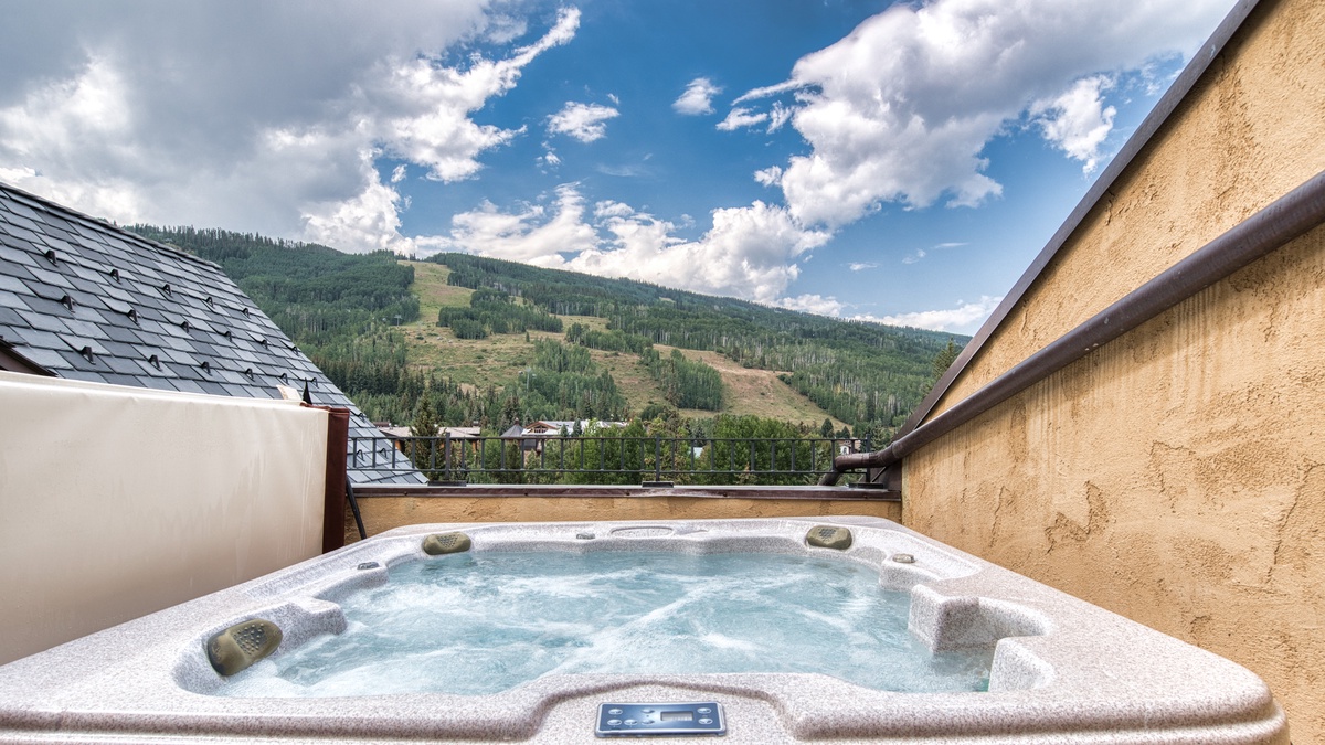 Hot tub with amazing ski area views