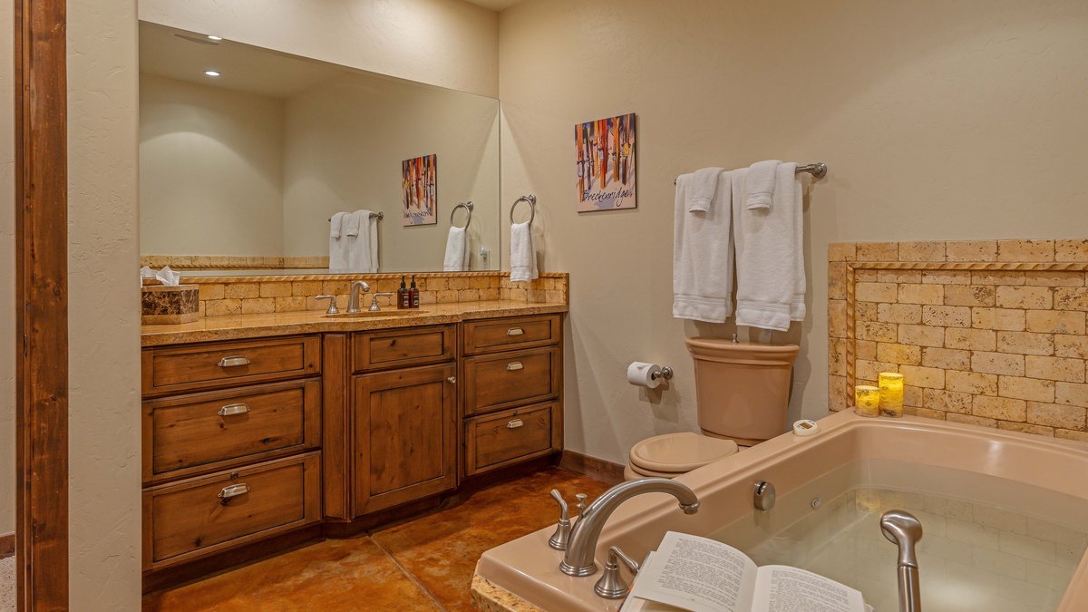 Bedroom 3 & 4, Lower Level - Shared bath