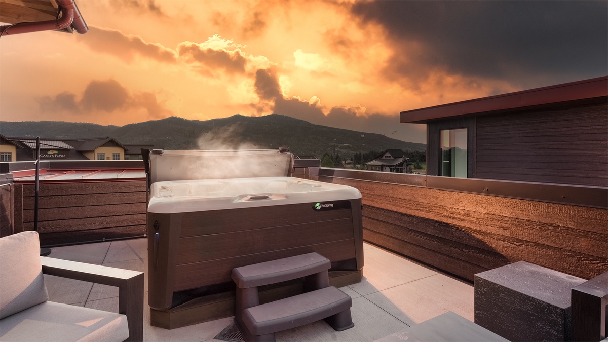 Hot Tub, Rooftop Deck - Enjoy beautiful views from the hot tub on the rooftop