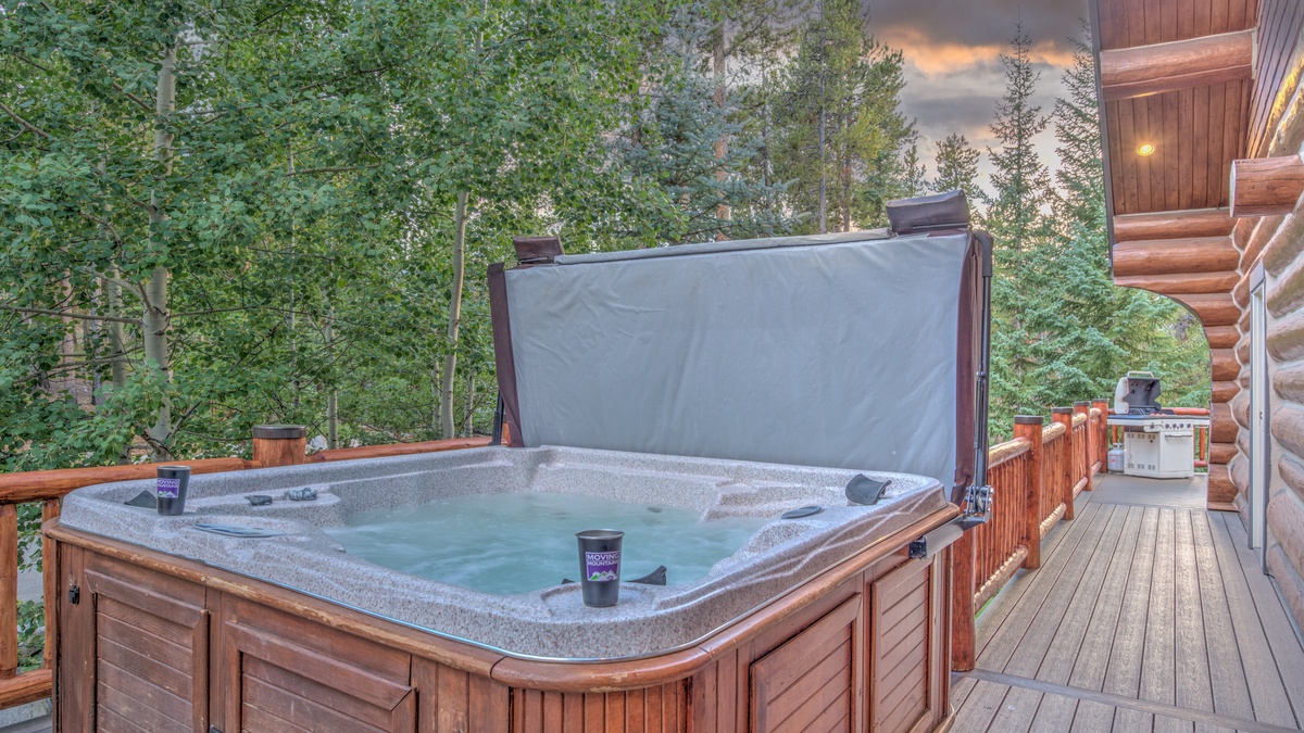 Private hot tub with wooded views