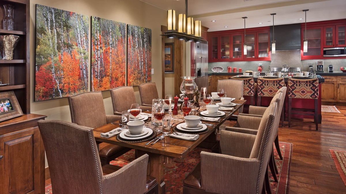 Dining Area, Main Level - Dining table with seating for ten