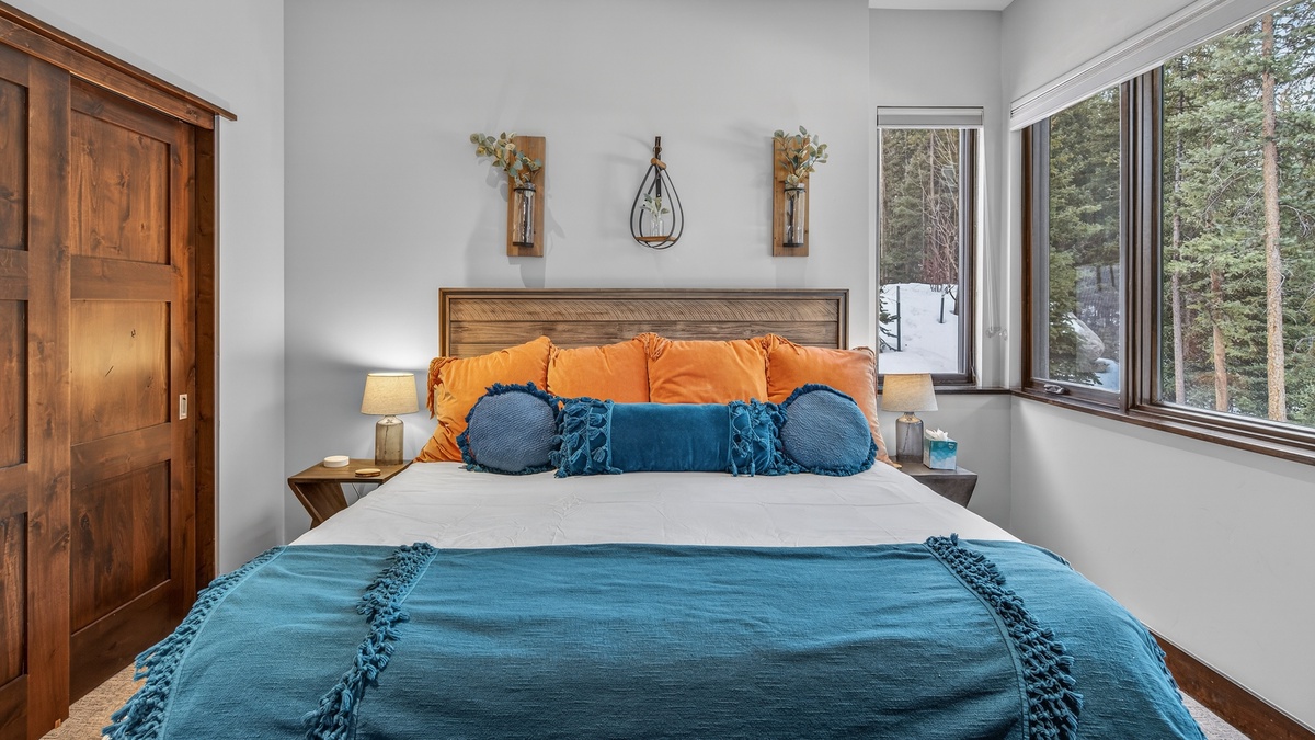 Bedroom 3, Lower Level - King bedroom